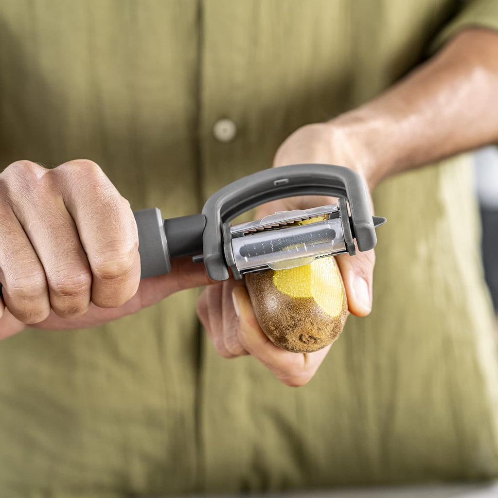 3-Blade Multifunction Peeler | 3D Motion, Smooth & Effortless Peeling