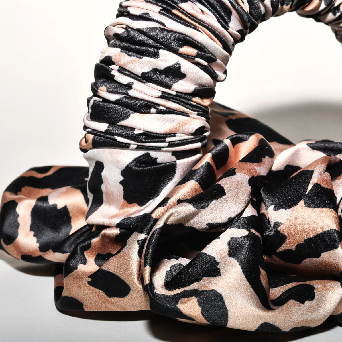 Heatless hair curlers